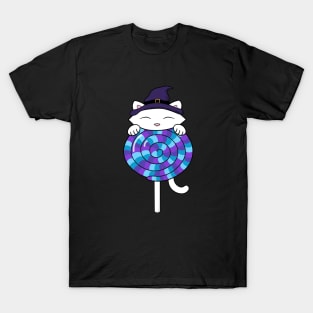 Halloween cat eating lollipop T-Shirt